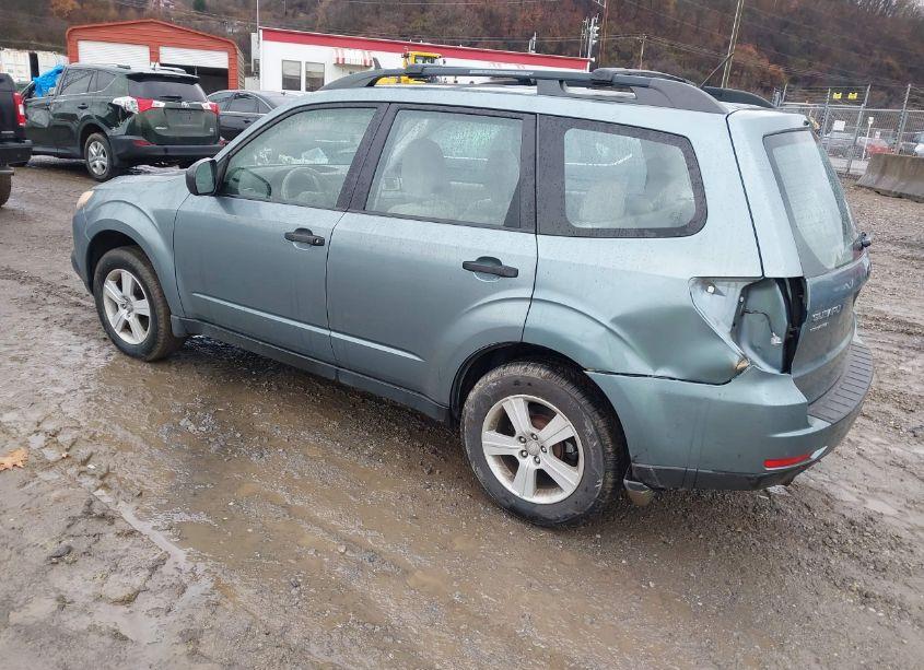 Photo 3 of 2010 Subaru Forester 2.5X (VIN JF2SH6BC2AH917814)