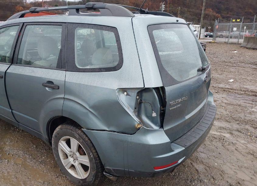 Photo 6 of 2010 Subaru Forester 2.5X (VIN JF2SH6BC2AH917814)