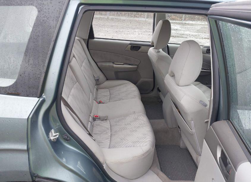 Photo 8 of 2010 Subaru Forester 2.5X (VIN JF2SH6BC2AH917814)
