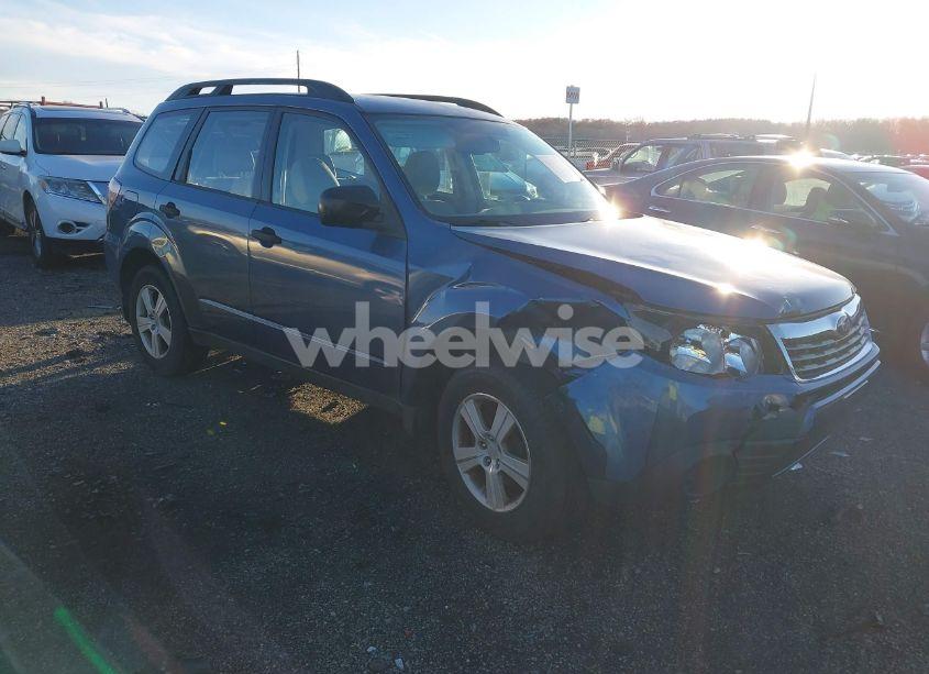 2010 Subaru Forester 2.5X (VIN JF2SH6BC3AH764067) main photo