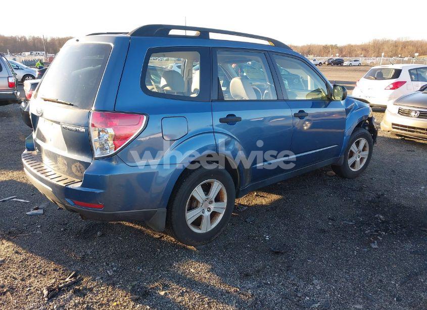 Photo 4 of 2010 Subaru Forester 2.5X (VIN JF2SH6BC3AH764067)