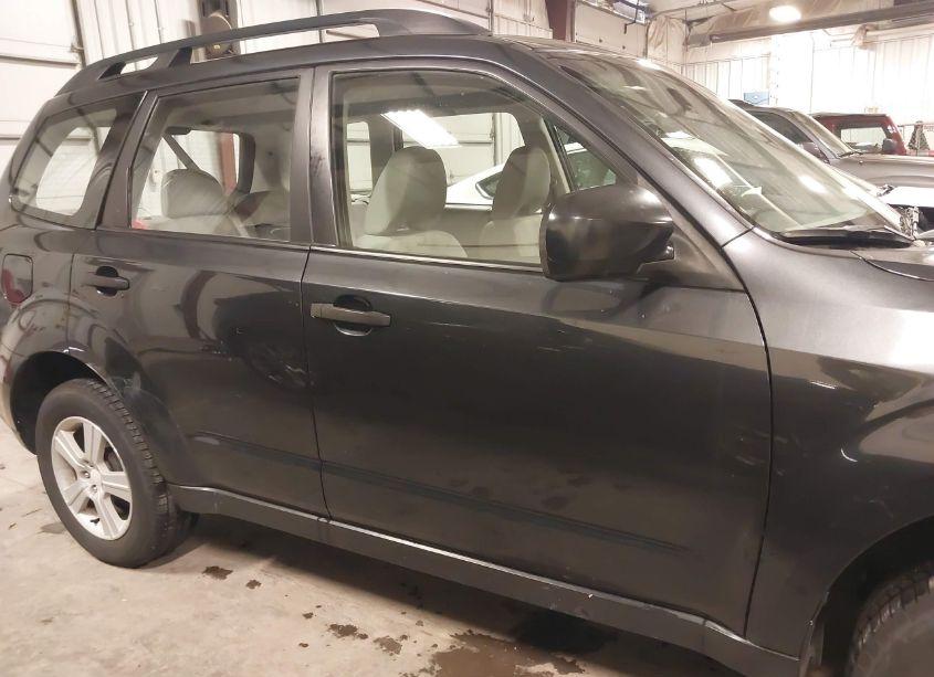 Photo 13 of 2010 Subaru Forester 2.5X (VIN JF2SH6BC3AH775022)