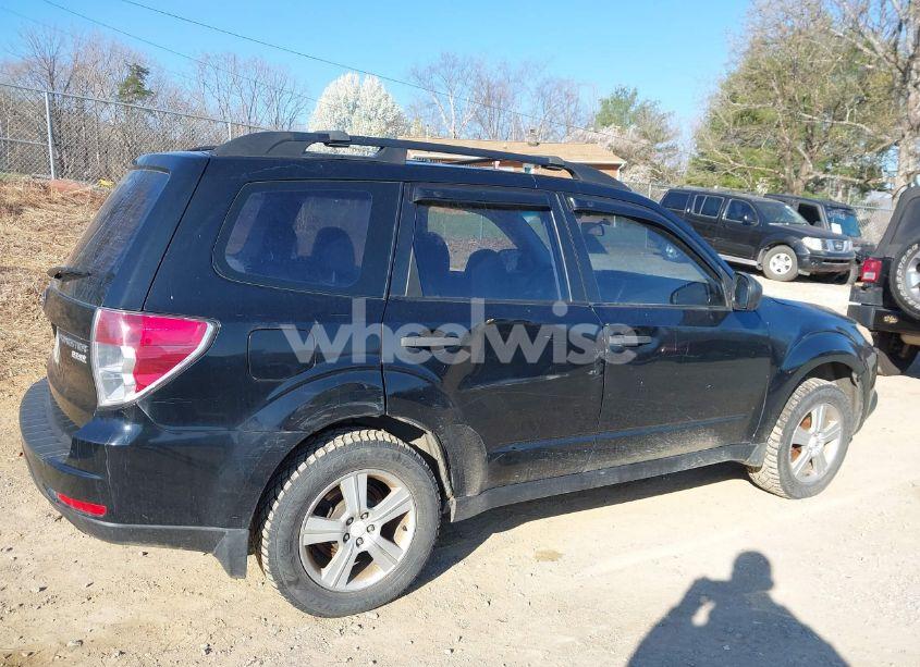 Photo 6 of 2010 Subaru Forester 2.5X (VIN JF2SH6BC3AH775862)
