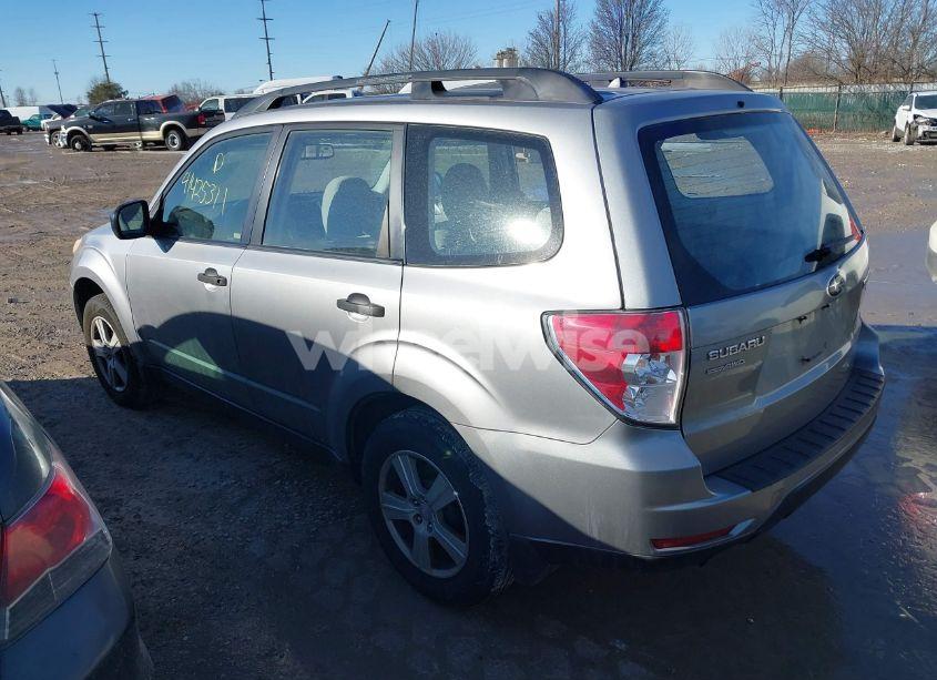 Photo 3 of 2010 Subaru Forester 2.5X (VIN JF2SH6BC3AH783315)