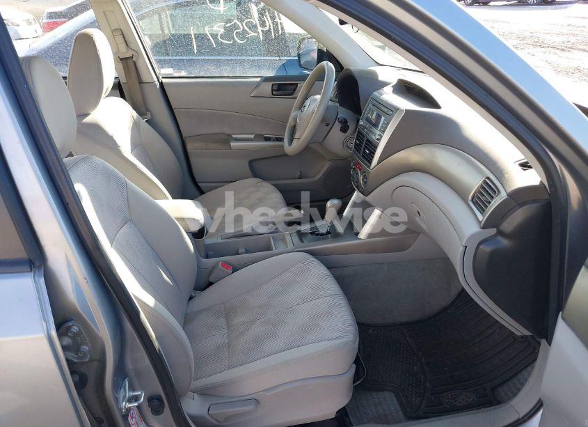 Photo 5 of 2010 Subaru Forester 2.5X (VIN JF2SH6BC3AH783315)