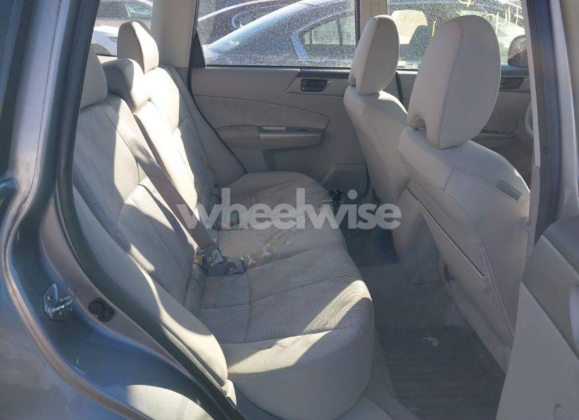 Photo 8 of 2010 Subaru Forester 2.5X (VIN JF2SH6BC3AH783315)
