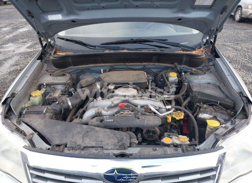 Photo 10 of 2010 Subaru Forester 2.5X (VIN JF2SH6BC3AH904232)