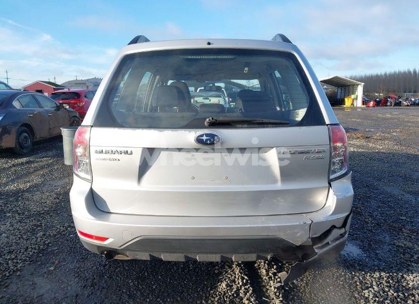 Photo 16 of 2010 Subaru Forester 2.5X (VIN JF2SH6BC3AH904232)