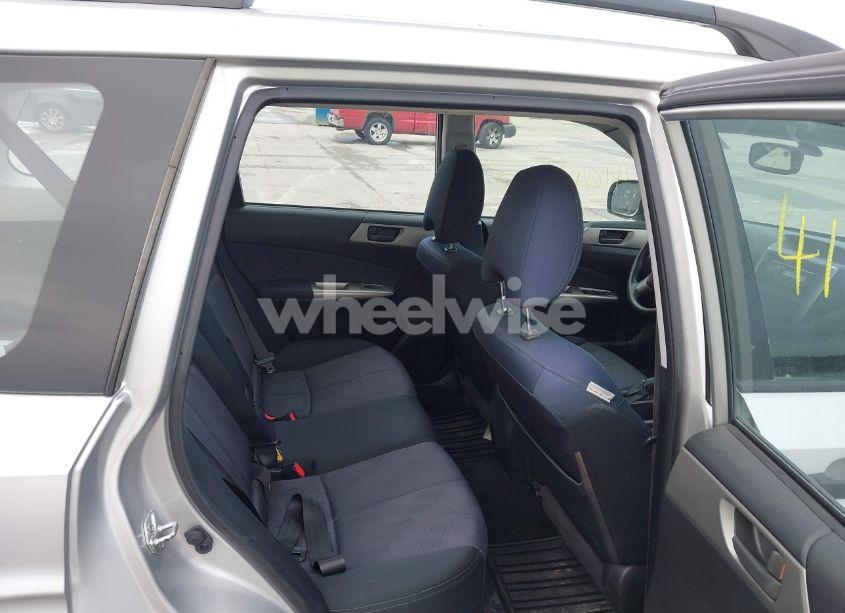 Photo 8 of 2010 Subaru Forester 2.5X (VIN JF2SH6BC3AH916882)