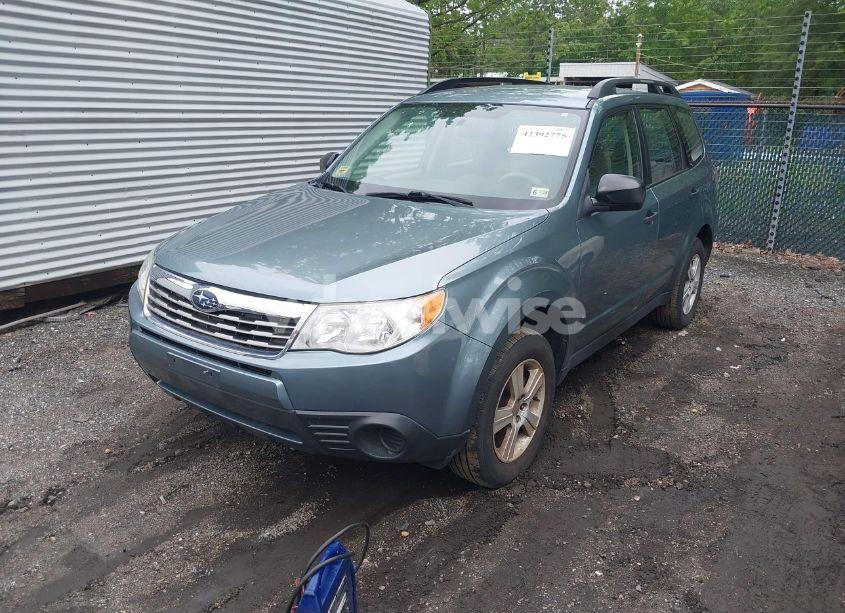 Photo 2 of 2010 Subaru Forester 2.5X (VIN JF2SH6BC5AG764061)