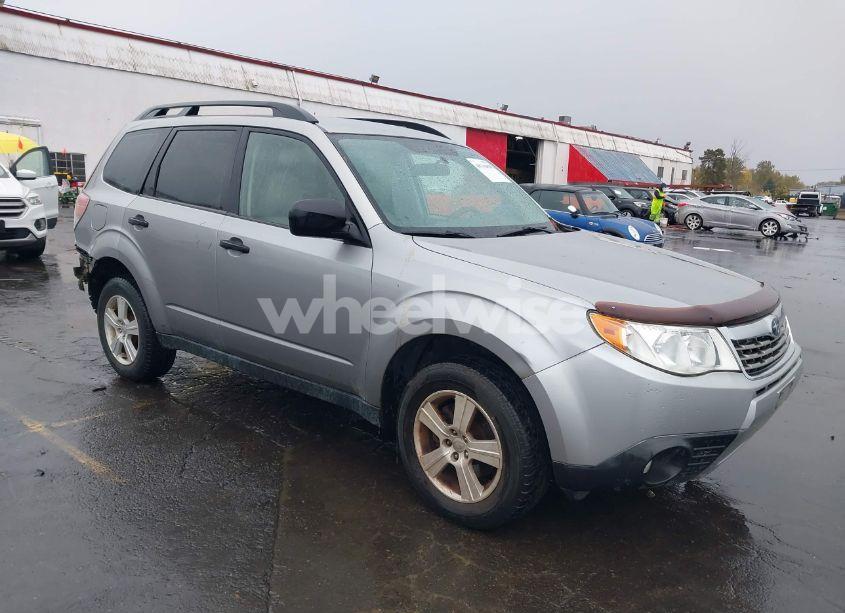 2010 Subaru Forester 2.5X (VIN JF2SH6BC5AH771117) main photo