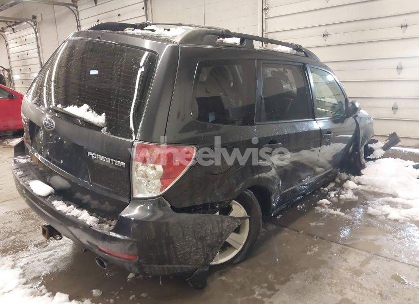 Photo 4 of 2010 Subaru Forester 2.5X (VIN JF2SH6BC5AH777838)