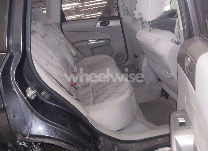 Photo 8 of 2010 Subaru Forester 2.5X (VIN JF2SH6BC5AH777838)