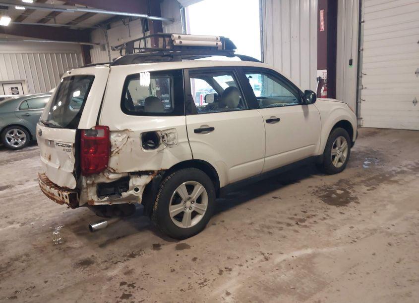 Photo 4 of 2010 Subaru Forester 2.5X (VIN JF2SH6BC6AH764399)