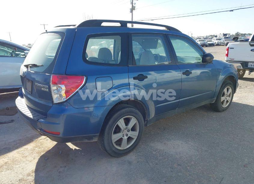 Photo 4 of 2010 Subaru Forester 2.5X (VIN JF2SH6BC6AH779579)