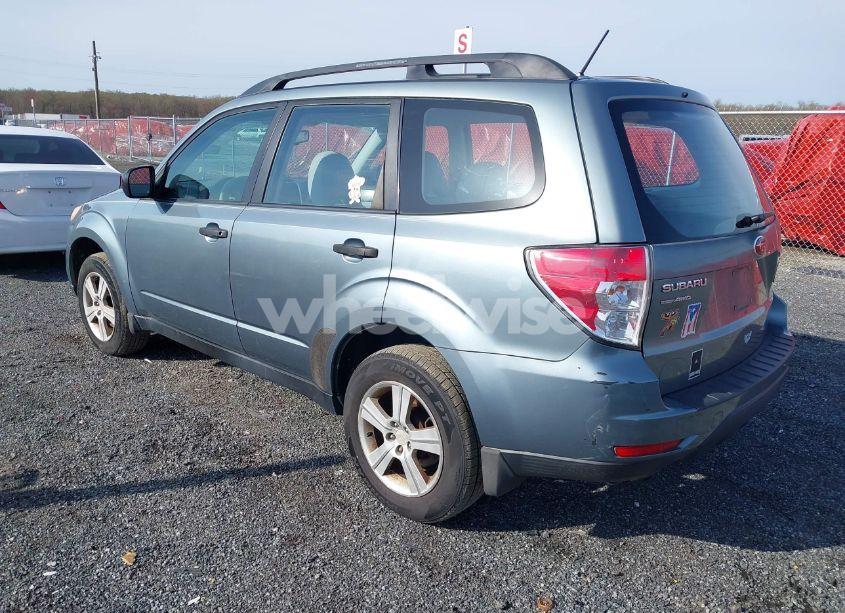 Photo 3 of 2010 Subaru Forester 2.5X (VIN JF2SH6BC6AH780263)