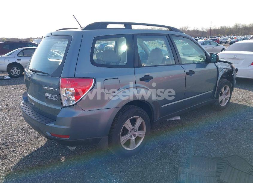 Photo 4 of 2010 Subaru Forester 2.5X (VIN JF2SH6BC6AH780263)