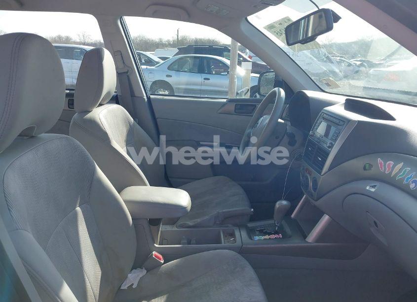 Photo 5 of 2010 Subaru Forester 2.5X (VIN JF2SH6BC6AH780263)
