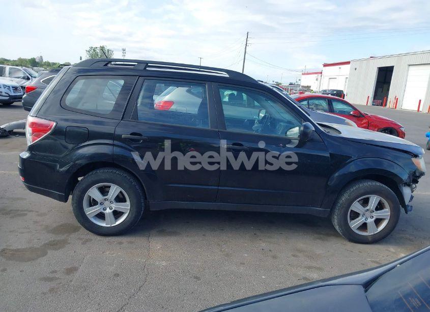 Photo 13 of 2010 Subaru Forester 2.5X (VIN JF2SH6BC6AH786760)