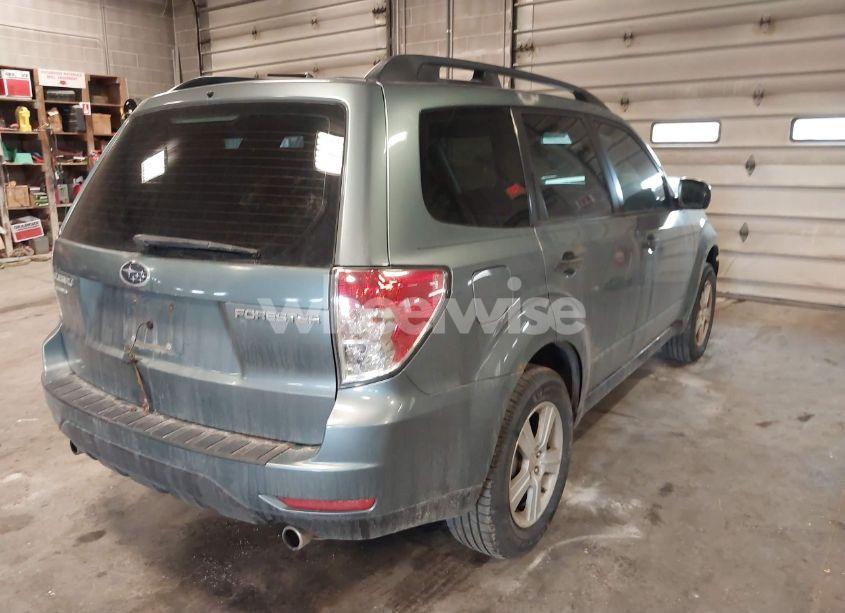 Photo 4 of 2010 Subaru Forester 2.5X (VIN JF2SH6BC6AH793868)