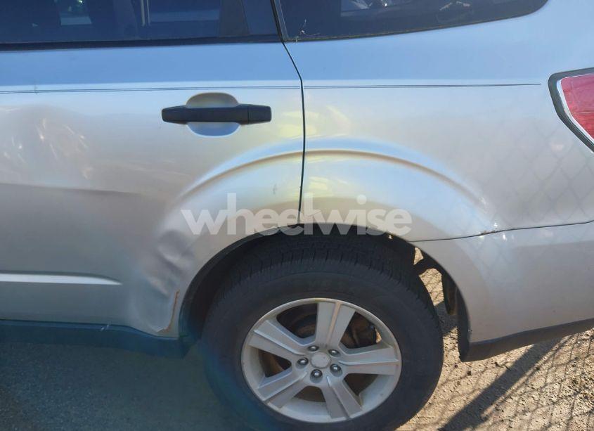 Photo 6 of 2010 Subaru Forester 2.5X (VIN JF2SH6BC6AH907478)