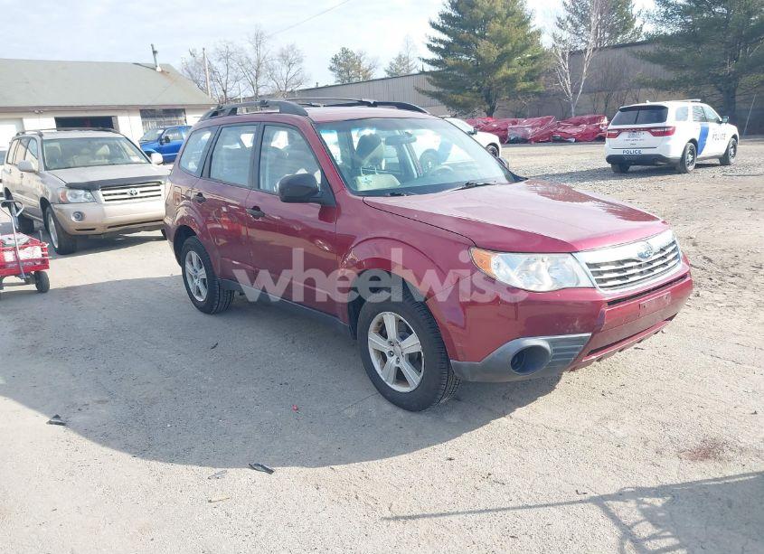 2010 Subaru Forester 2.5X (VIN JF2SH6BC7AH906596) main photo