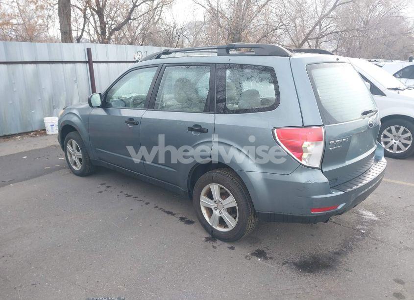 Photo 3 of 2010 Subaru Forester 2.5X (VIN JF2SH6BC7AH912592)