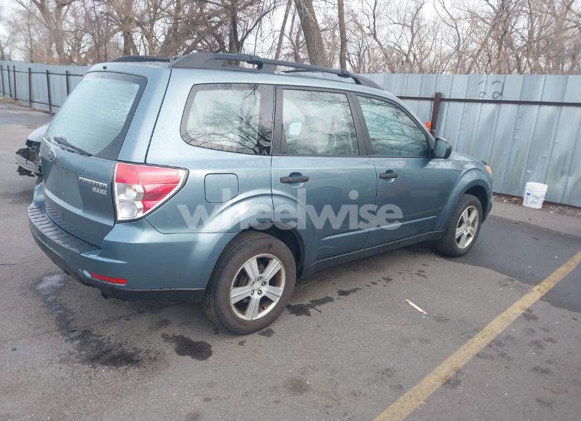 Photo 4 of 2010 Subaru Forester 2.5X (VIN JF2SH6BC7AH912592)