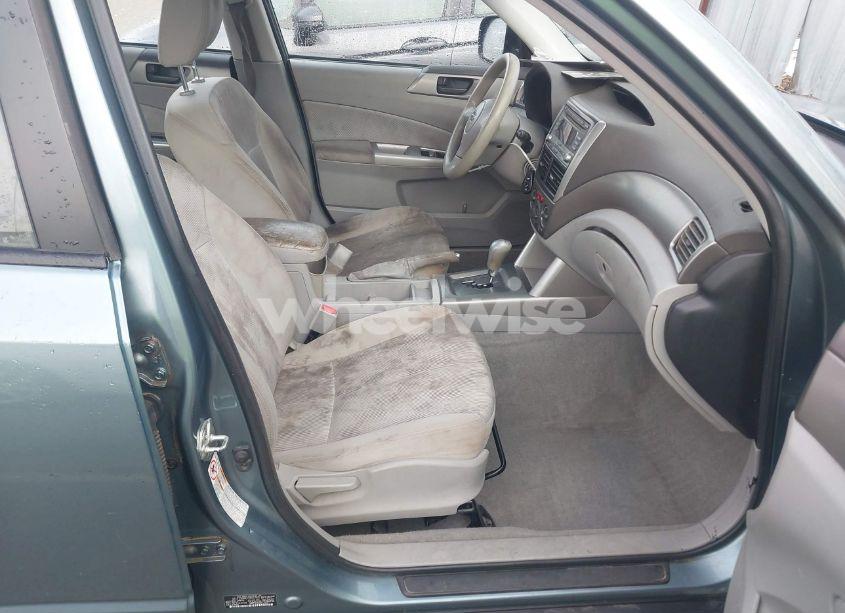 Photo 5 of 2010 Subaru Forester 2.5X (VIN JF2SH6BC7AH912592)