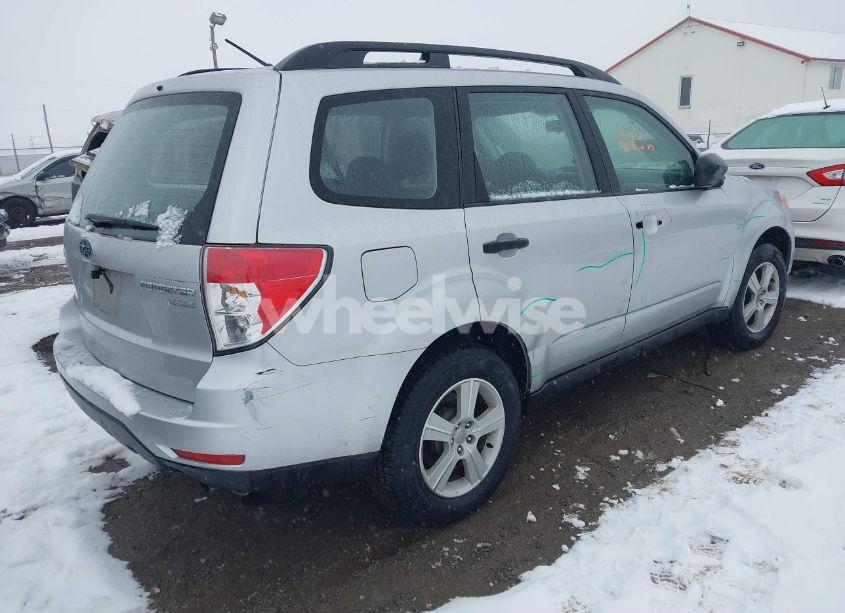 Photo 4 of 2010 Subaru Forester 2.5X (VIN JF2SH6BC7AH916870)