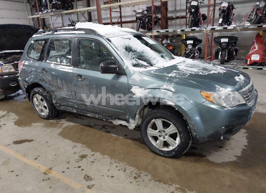 2010 Subaru Forester 2.5X (VIN JF2SH6BC8AG778908) main photo