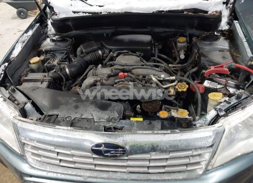Photo 10 of 2010 Subaru Forester 2.5X (VIN JF2SH6BC8AG778908)