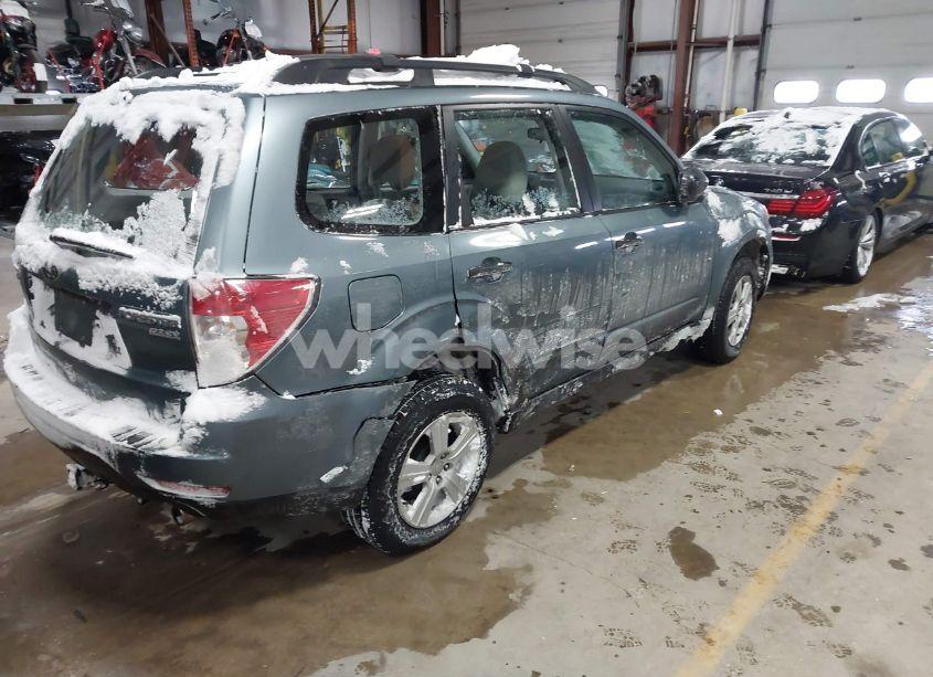 Photo 4 of 2010 Subaru Forester 2.5X (VIN JF2SH6BC8AG778908)