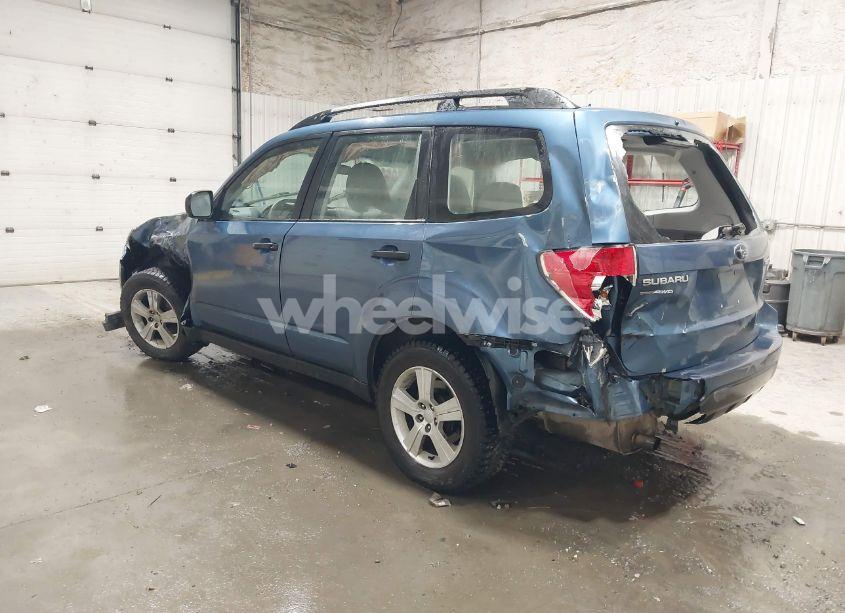 Photo 3 of 2010 Subaru Forester 2.5X (VIN JF2SH6BC8AH806622)