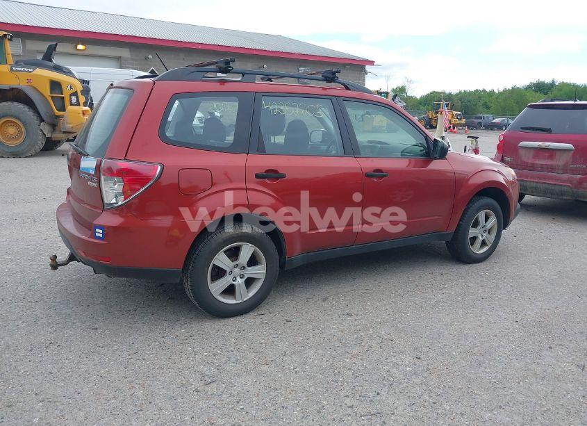 Photo 4 of 2010 Subaru Forester 2.5X (VIN JF2SH6BC9AG783311)