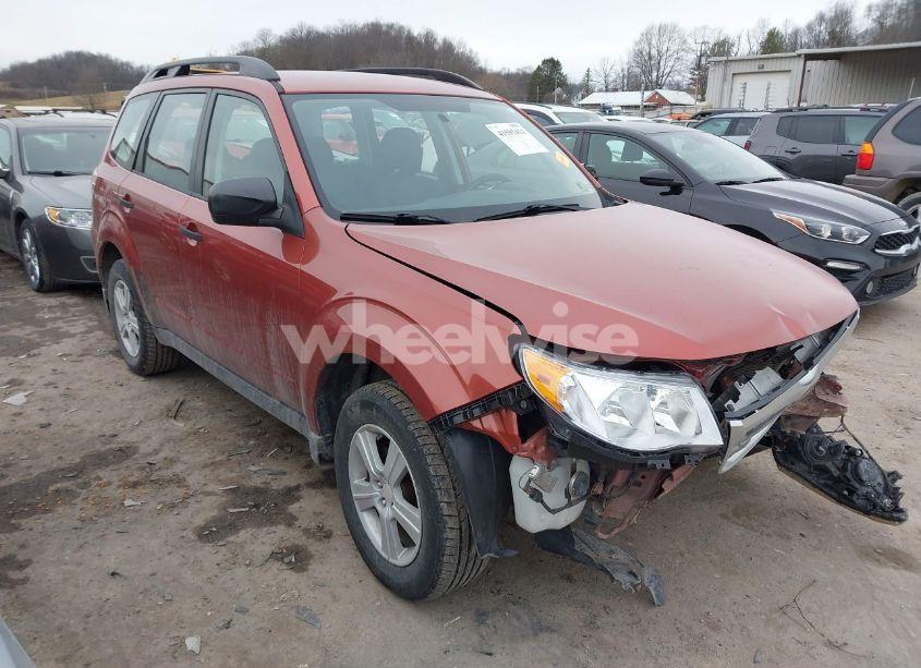 2010 Subaru Forester 2.5X (VIN JF2SH6BC9AH909709) main photo