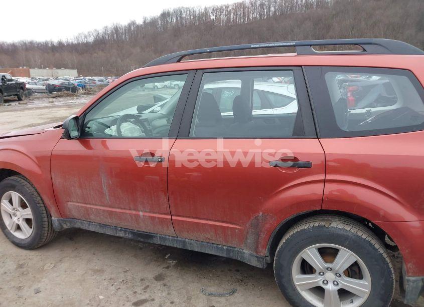 Photo 14 of 2010 Subaru Forester 2.5X (VIN JF2SH6BC9AH909709)