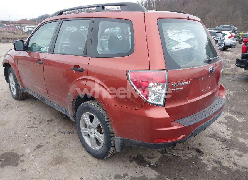 Photo 3 of 2010 Subaru Forester 2.5X (VIN JF2SH6BC9AH909709)