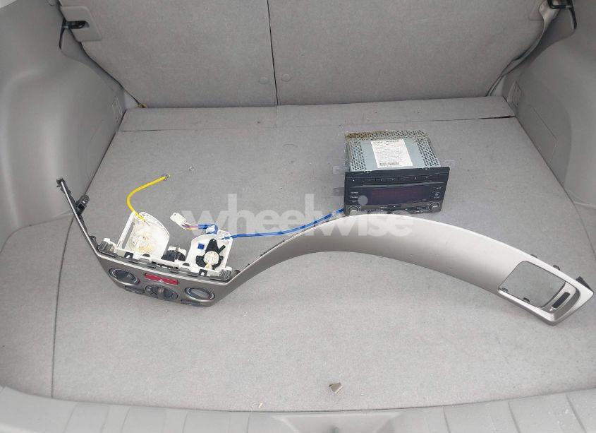 Photo 13 of 2010 Subaru Forester 2.5X (VIN JF2SH6BCXAG792972)