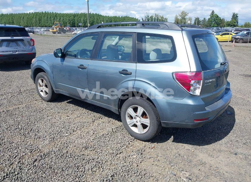 Photo 3 of 2010 Subaru Forester 2.5X (VIN JF2SH6BCXAH767189)