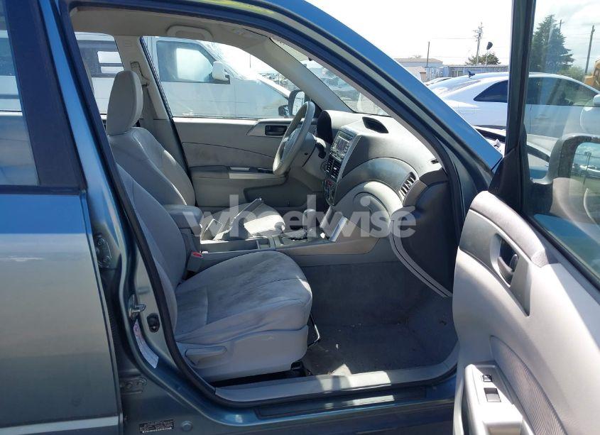 Photo 5 of 2010 Subaru Forester 2.5X (VIN JF2SH6BCXAH767189)