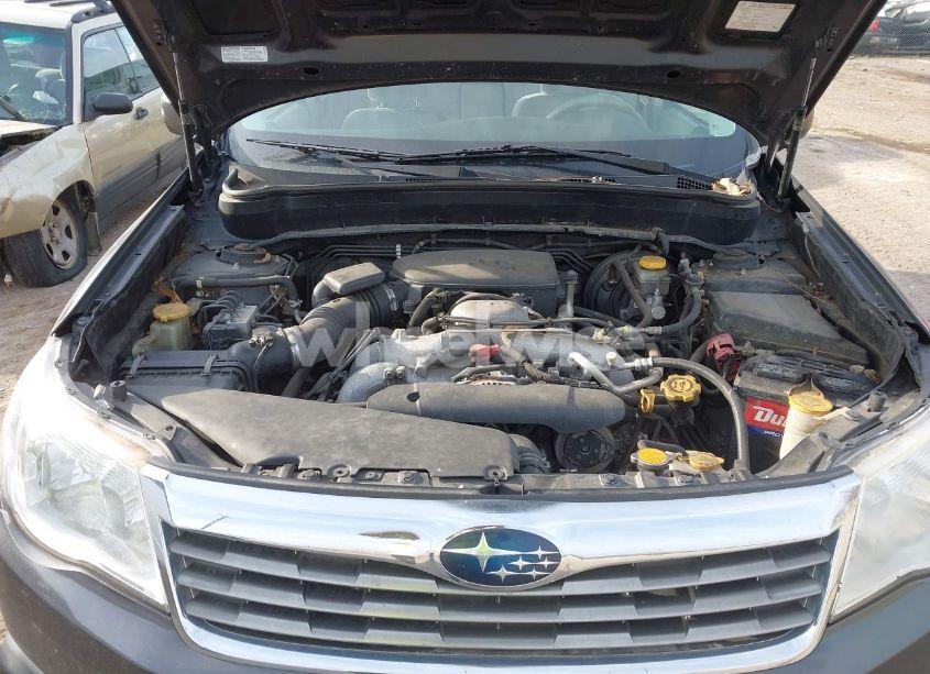 Photo 10 of 2010 Subaru Forester 2.5X (VIN JF2SH6BCXAH791850)