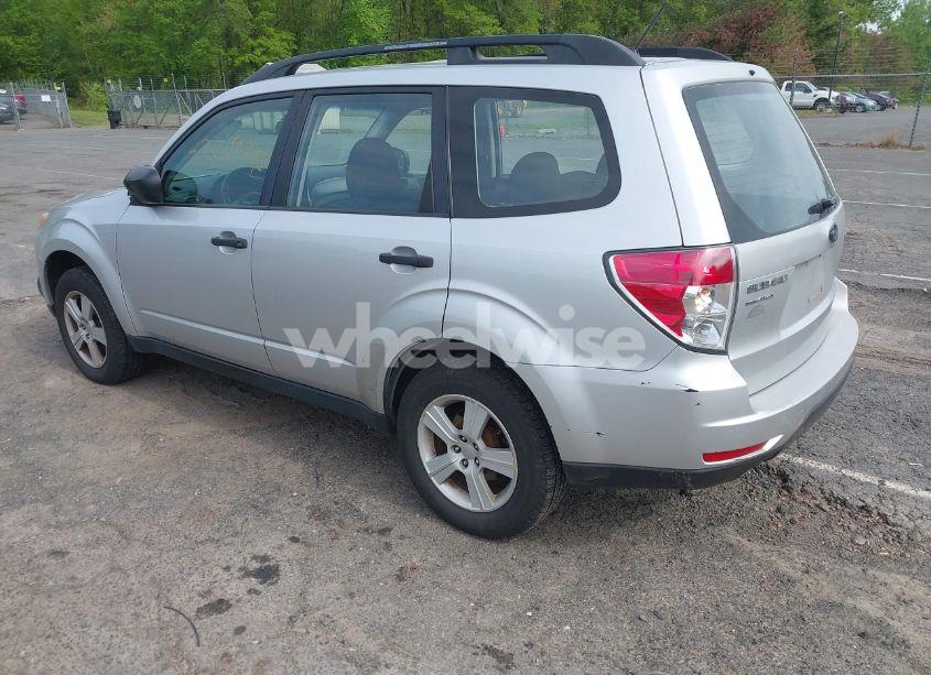 Photo 3 of 2010 Subaru Forester 2.5X (VIN JF2SH6BCXAH918242)