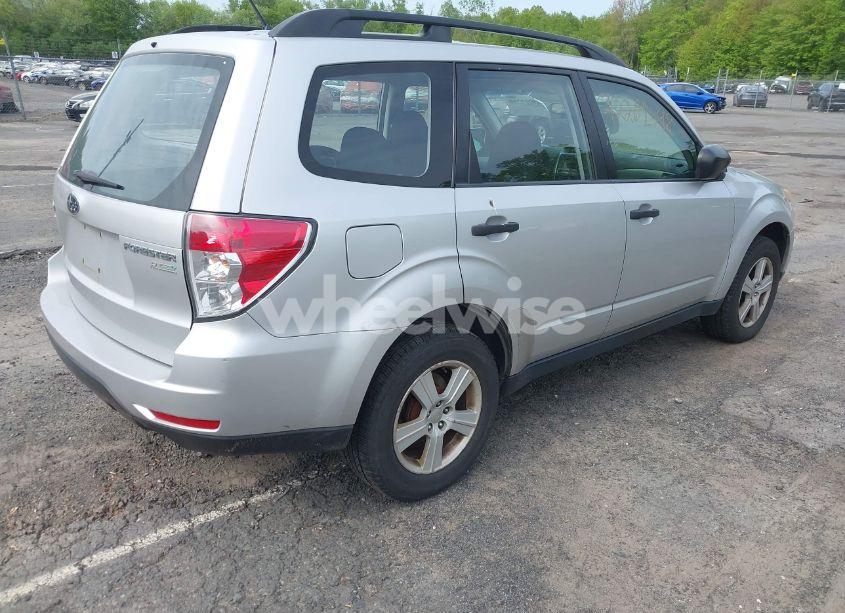 Photo 4 of 2010 Subaru Forester 2.5X (VIN JF2SH6BCXAH918242)