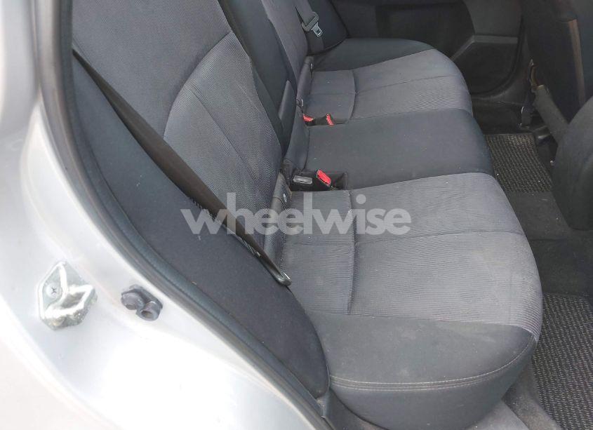 Photo 8 of 2010 Subaru Forester 2.5X (VIN JF2SH6BCXAH918242)