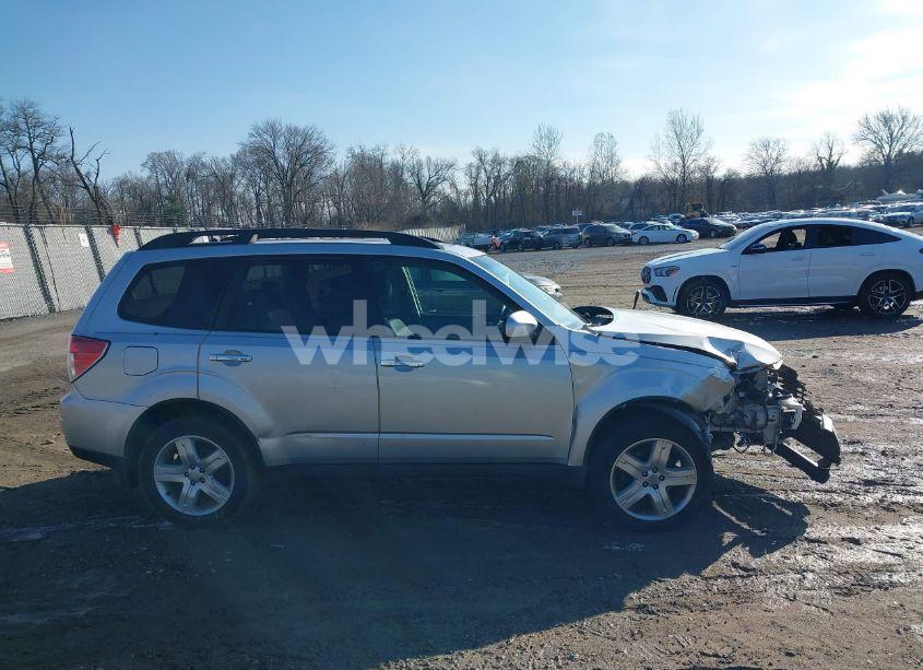 Photo 13 of 2010 Subaru Forester 2.5X PREMIUM (VIN JF2SH6CC0AG708141)