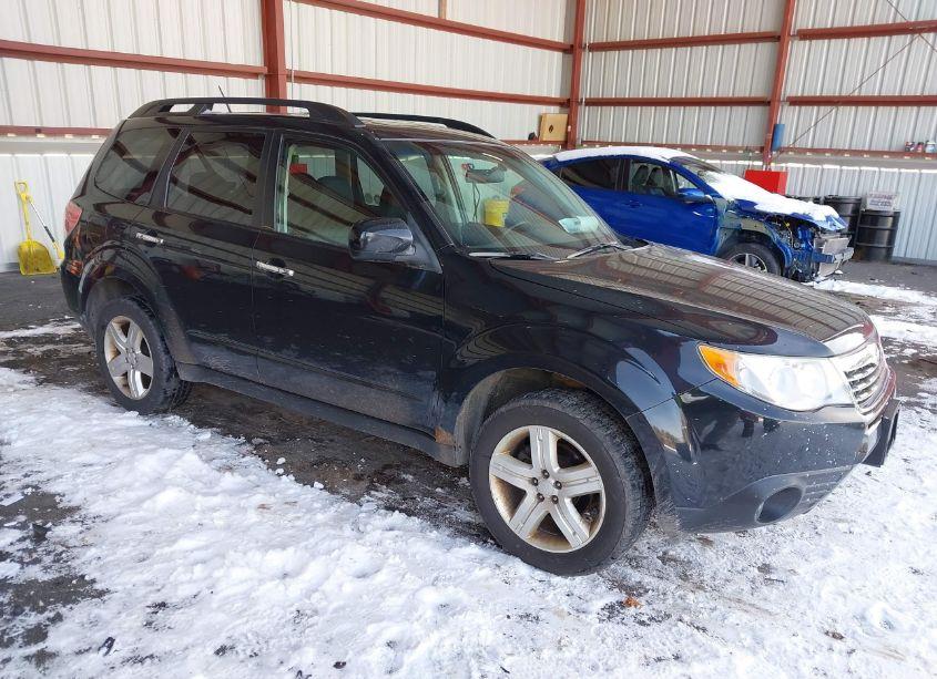 2010 Subaru Forester 2.5X PREMIUM (VIN JF2SH6CC0AG709287) main photo