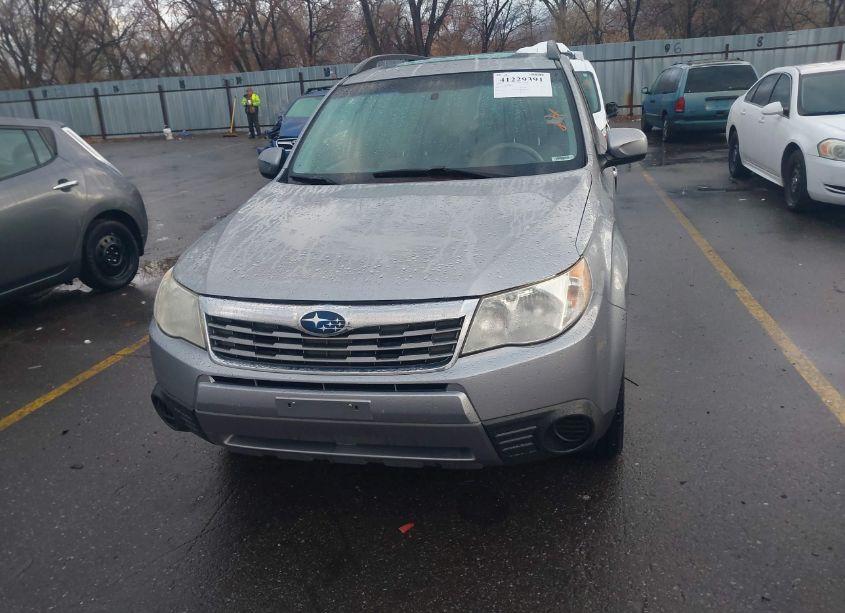 Photo 6 of 2010 Subaru Forester 2.5X PREMIUM (VIN JF2SH6CC0AG768825)