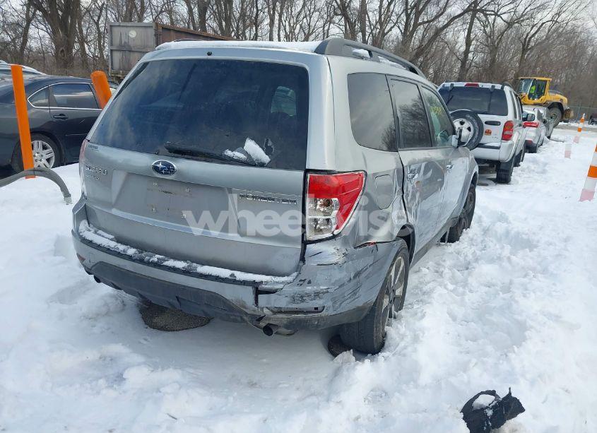 Photo 4 of 2010 Subaru Forester 2.5X PREMIUM (VIN JF2SH6CC0AH775946)