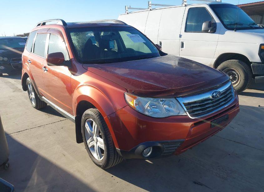 2010 Subaru Forester 2.5X PREMIUM (VIN JF2SH6CC0AH782458) main photo